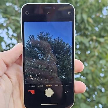 Уюлдук телефондор жана аксессуарлар: IPhone 12 mini Память: 64ГБ АКБ: 68% Фейс: есть Трутон: нет Экран — 7