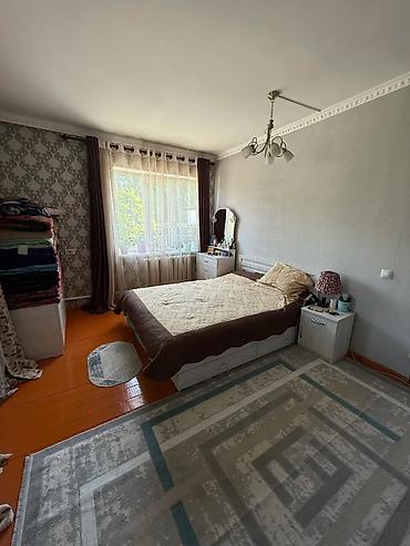 Продажа полдома: 🏡 Продаётся полдома. 📍 Локация: Село Маевка 📐 Основные параметры: 👉 — 1