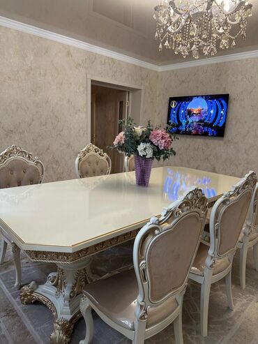 Кухонные столы: Кухонный стол, Новый, Нераскладной — 8