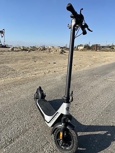 segway 10: İşlənmiş Elektrik samokat 10", 351 - 500 Vt, 26 - 35 km/s, Ünvandan götürmə — 2