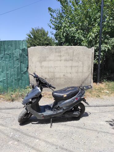 бампер на гольф 2: Moon - ZX50QT-7 50 sm3, 2022 il, 99999 km
