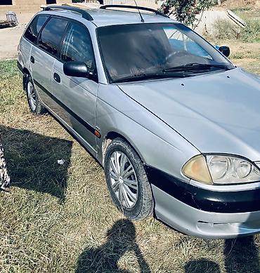 универсал авенсис: Toyota Avensis: 2001 г., 1.6 л, Механика, Бензин, Универсал — 4
