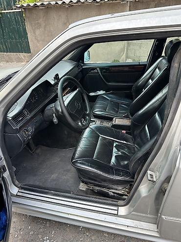 мера 124: Mercedes-Benz W124: 1993 г., 5 л, Автомат, Газ, Седан — 10