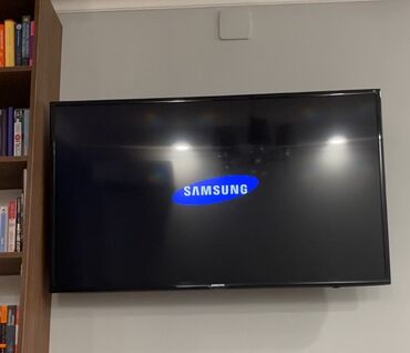 tv monitor lcd: СРОЧНО ПРОДАЮ!!Телевизор Samsung, Модель-UE46EH6030W. диагональ 46