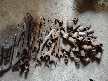 Инструменты: Продаю советские гаечные ключи раковые, накидные, головки за все 2000