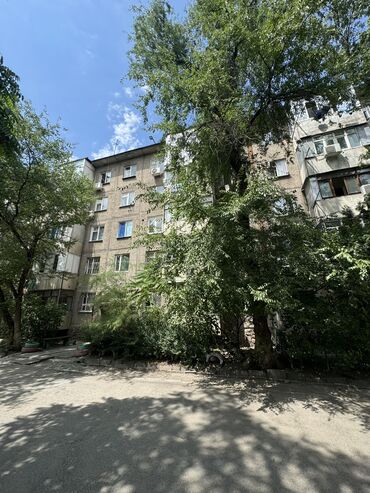 дордой моторс квартиры: 3 комнаты, 58 м², 104 серия, 3 этаж, Косметический ремонт