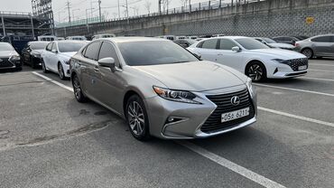 Lexus ES: 2018 г., 2.5 л, Автомат, Гибрид, Седан