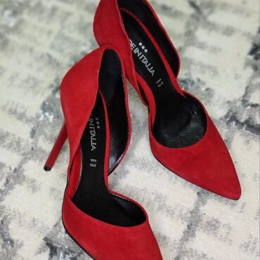 туфли чёрные замшевые: Туфли 37, цвет - Красный