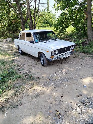2106 siti: VAZ 2106 sedan - Korpus: 4 qapılı sedan, ağ rəng - Ön hissə: xrom — 2