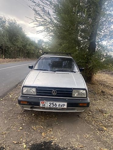 claas markant 65: Volkswagen Jetta: 1990 г., 1.8 л, Механика, Бензин, Седан — 1