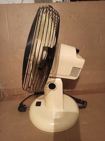 Podni ventilatori: Izuzetan ventilator sa masivnim (teškim) postoljem i mogućnošću — 3