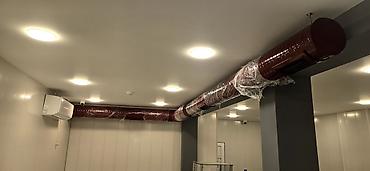 - Material: metal dairəvi hava kanalları, qırmızı rəngli boya ilə