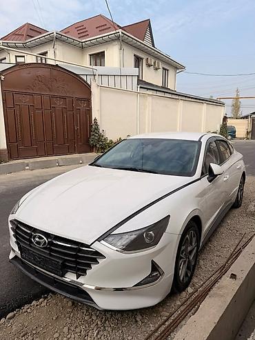 боковой: Hyundai Sonata: 2021 г., 2 л, Автомат, Бензин, Седан — 1