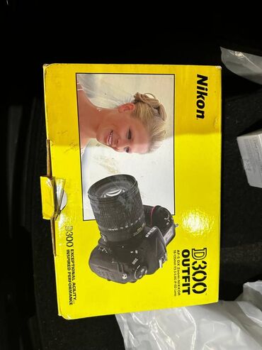 Fotokameralar: Nikon d300 qutudadir islenmiyib hec