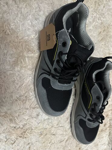 Krasofkalar və idman ayaqqabıları: • Emalatxana ve fabrikde çetin islar üçün ideal qoruyucu funksiyali — 3