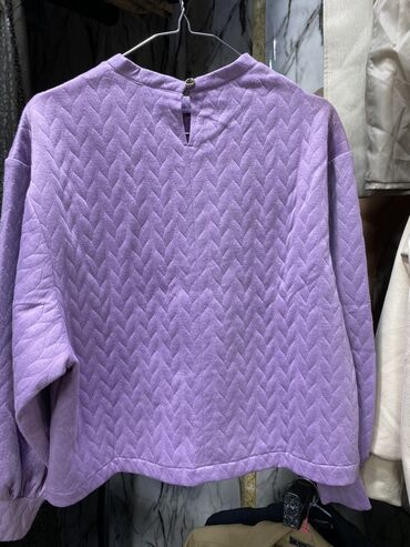 прокат одежда: Женский свитер, Короткая модель