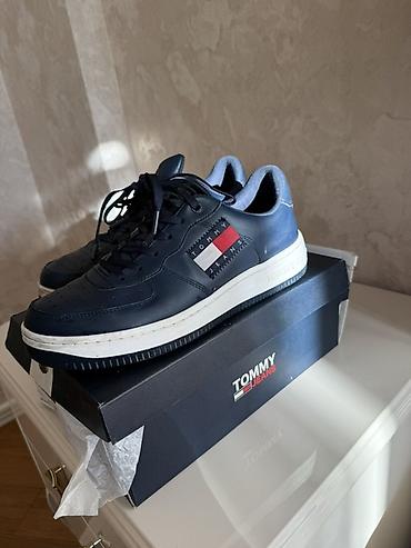 hilfiger: Tommy Jeans kişi idman ayaqqabısı - Model: Tommy Jeans Leather Runner — 1