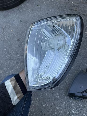 Транспорт: Toyota ön dönmə siqnalları (sağ və sol cüt) - Orijinal Toyota/KOITO — 2