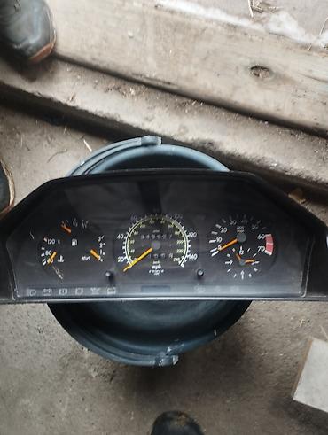 Audi: Audi 100: 1989 г., 1.8 л, Механика, Бензин, Седан — 13