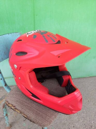 велосипед шлем: Относительно новый шлем. Размер L По всем вопросам в личку или