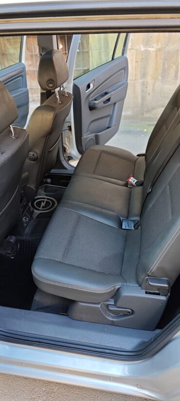 Opel: Maşın öz maşınımdır. Alıverci deyiləm. Maşın öz sınıfinin ən full — 3