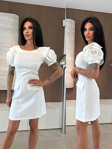 Haljine: 2300💋
Li — 4