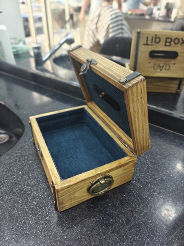 Pul yeşiyi, kassa altları: Коробка для чаевых.tip box. коробка для салфеток соли и зубочисток-15 — 14