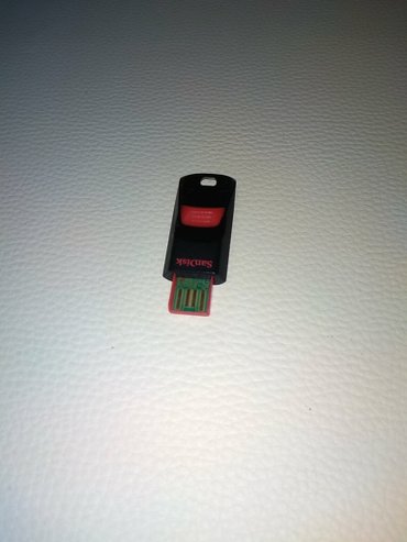 Računarska oprema: Cruzer edge 16gb usb flash drive potpuno ispravna fleska skoro