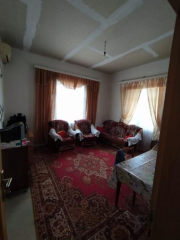 qobuda ev satilir: 5 otaqlı, 300 kv. m, Kredit yoxdur, Təmirsiz — 4