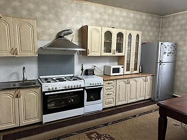 Долгосрочная аренда домов: 206 м², 6 комнат, Утепленный, Парковка, Лоджия — 30