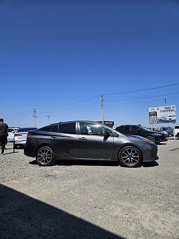 byd e6: Toyota Prius: 2022 г., 1.8 л, Автомат, Гибрид, Лифтбек — 5