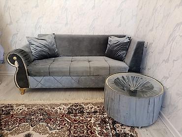 kuxna stol stul divan: Küç divan 1ilin divanı sadəcə bizə uyğun olmadiqi üçün satılır ev — 1