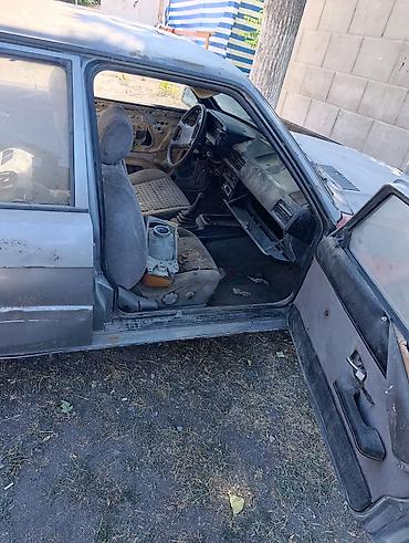 tayota funcargo: Автомобиль седан, 4 двери, передний привод. Кузов серого цвета с — 2