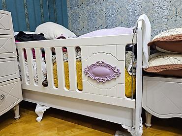 mebel satıram: Oğlan və qız üçün, İşlənmiş, Çarpayı, Bazasız, Matras ilə, Siyirməli — 1