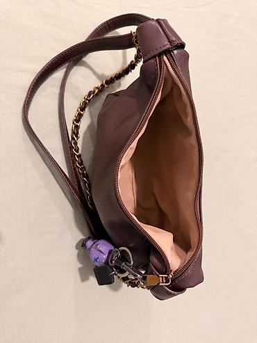 kipling monkey: Сумка на плечо/кросс-боди, шоколадно‑коричневый цвет. - Материал — 2