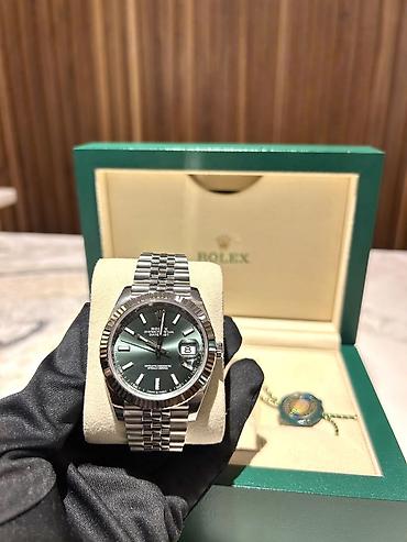 Rolex Datejust. Клон швейцарского механизма Swiss Cal.3235 Часы