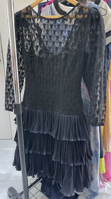 платье: Вечернее платье, Миди, L (EU 40)