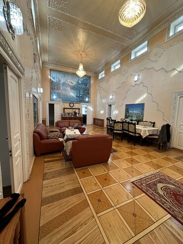 Həyət evləri və villaların satışı: 6 otaqlı, 700 kv. m, Kredit yoxdur, Orta təmir — 2