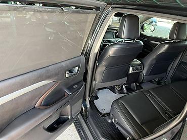 jac s7: Toyota Highlander: 2017 г., 3.5 л, Автомат, Бензин, Кроссовер — 7