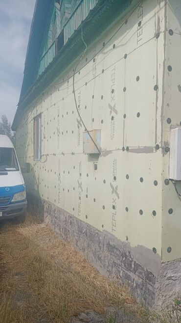 пол дома в бишкеке: Полдома, 84 м², 4 комнаты, Собственник, Косметический ремонт