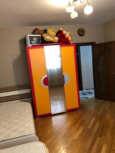 Uzunmüddətli kirayə mənzillər: Sulutəpədə çicək qəsəbəsində 5 mertebeli binanın 3-cü mərtəbəsində — 5