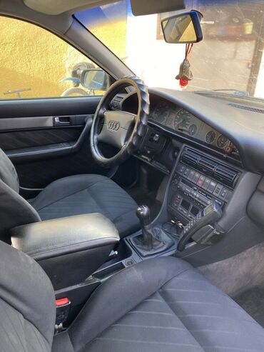 Audi: Audi A6: 1995 г., 2 л, Механика, Бензин, Седан — 9