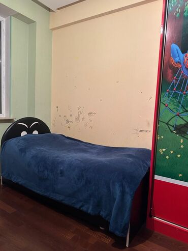 yazda qapılar: Qız üçün, İşlənmiş, Təknəfərlik çarpayı, Yazı masası, Dolab, Komod