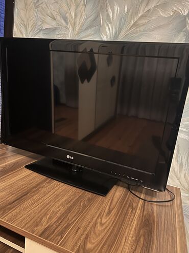 Televizorlar: İşlənmiş Televizor LG LCD 82" Ünvandan götürmə