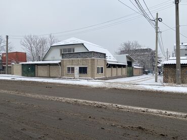 аренда пом: Продается или сдается большое коммерческое помещение под бизнес на