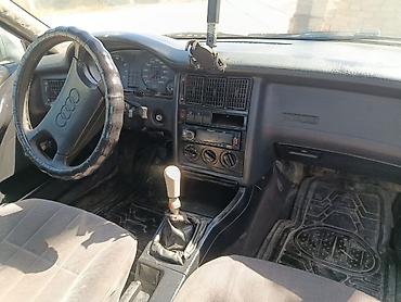 220 mers: Audi 80: 1989 г., 1.8 л, Механика, Бензин, Седан — 8