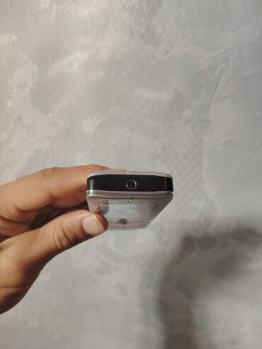 Redmi: Redmi 8, 32 GB, rəng - Ağ, Barmaq izi, İki sim kartlı — 11