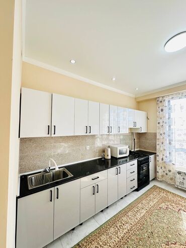 квартира токмак снять: 2 комнаты, 61 м², Индивидуалка, 5 этаж, Евроремонт