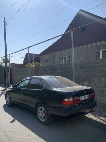 таета корола: Toyota Carina: 1998 г., 1.6 л, Механика, Бензин, Седан