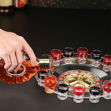 игрушечные пистолет: Настольная игра «Русская рулетка» с рюмками - Игровое поле-рулетка с — 3